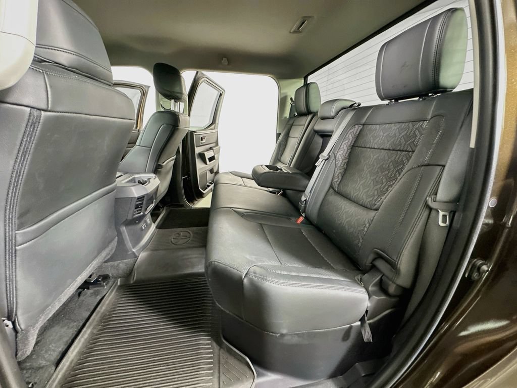 Used 2023 Toyota Tundra Limited AWD/4WD image 16