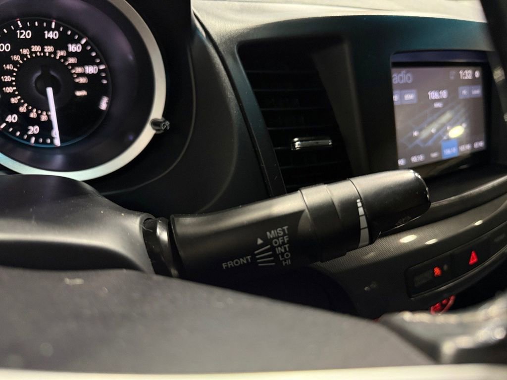 Used 2010 Mitsubishi Lancer Evolution GSR image 33