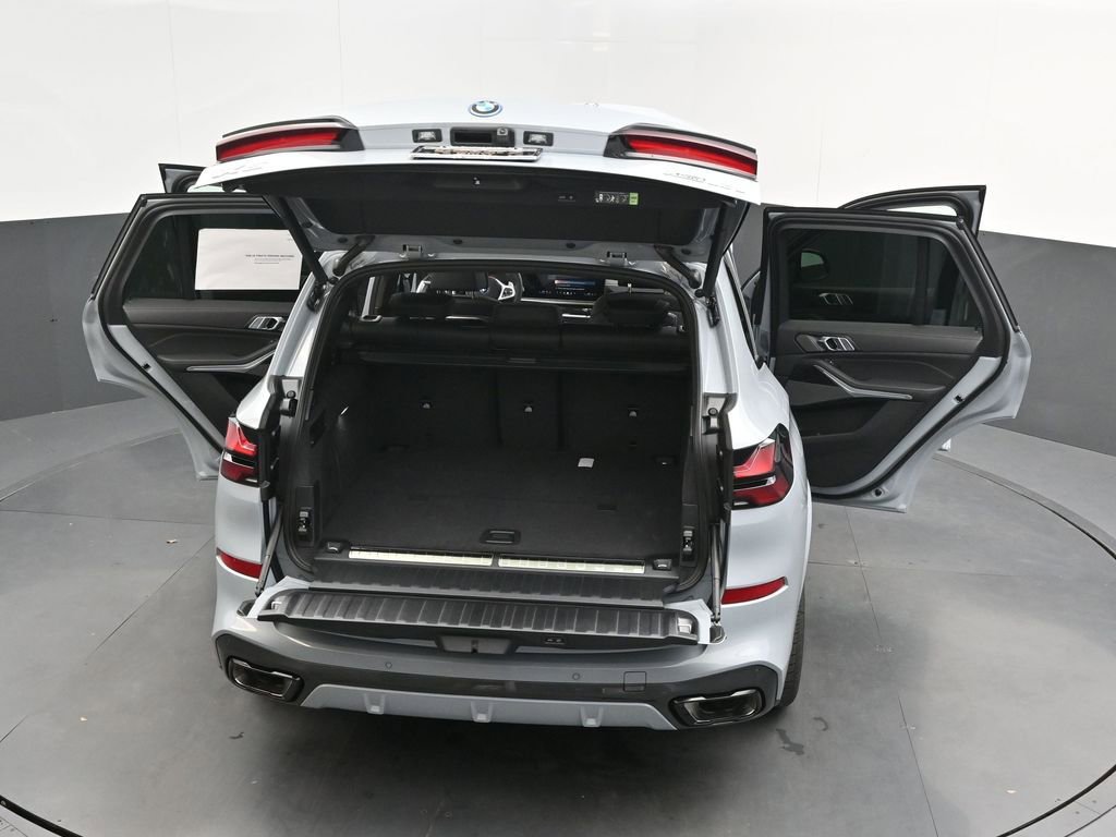 New 2026 BMW X5 xDrive50e AWD/4WD image 52