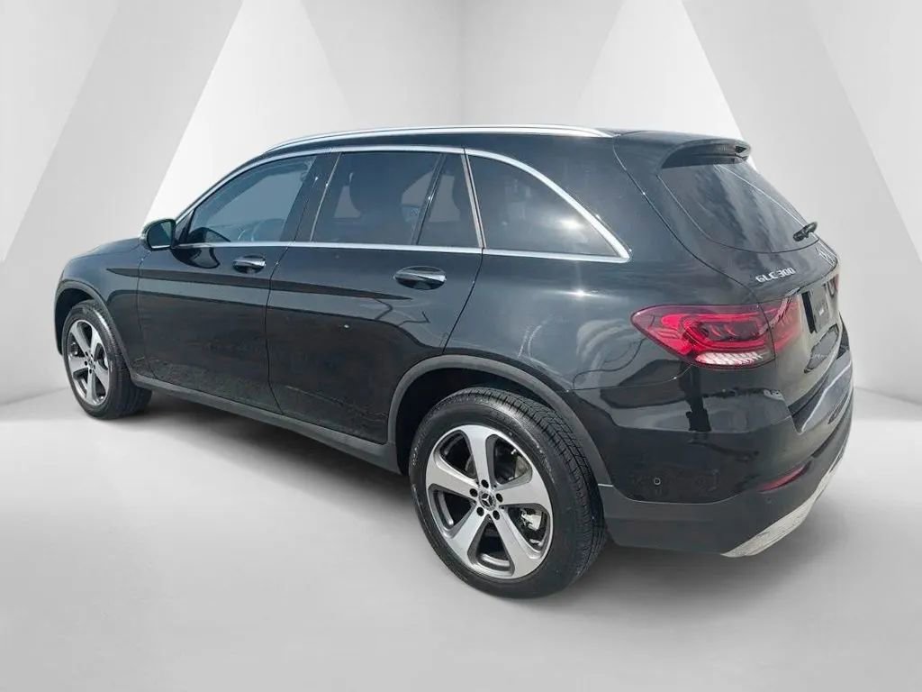 Used 2022 Mercedes-Benz GLC 300 4MATIC image 5