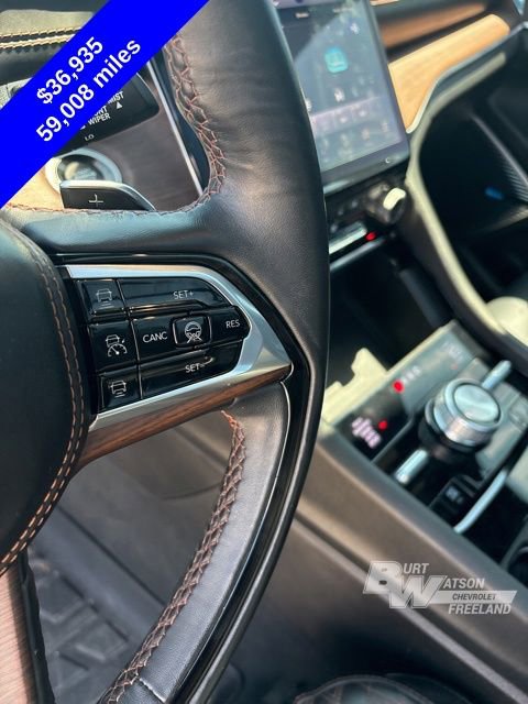 Used 2023 Jeep Grand Cherokee Summit w/ Adv Protech Group IV AWD/4WD image 15