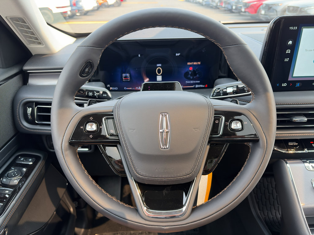 New 2026 Lincoln Aviator AWD image 24