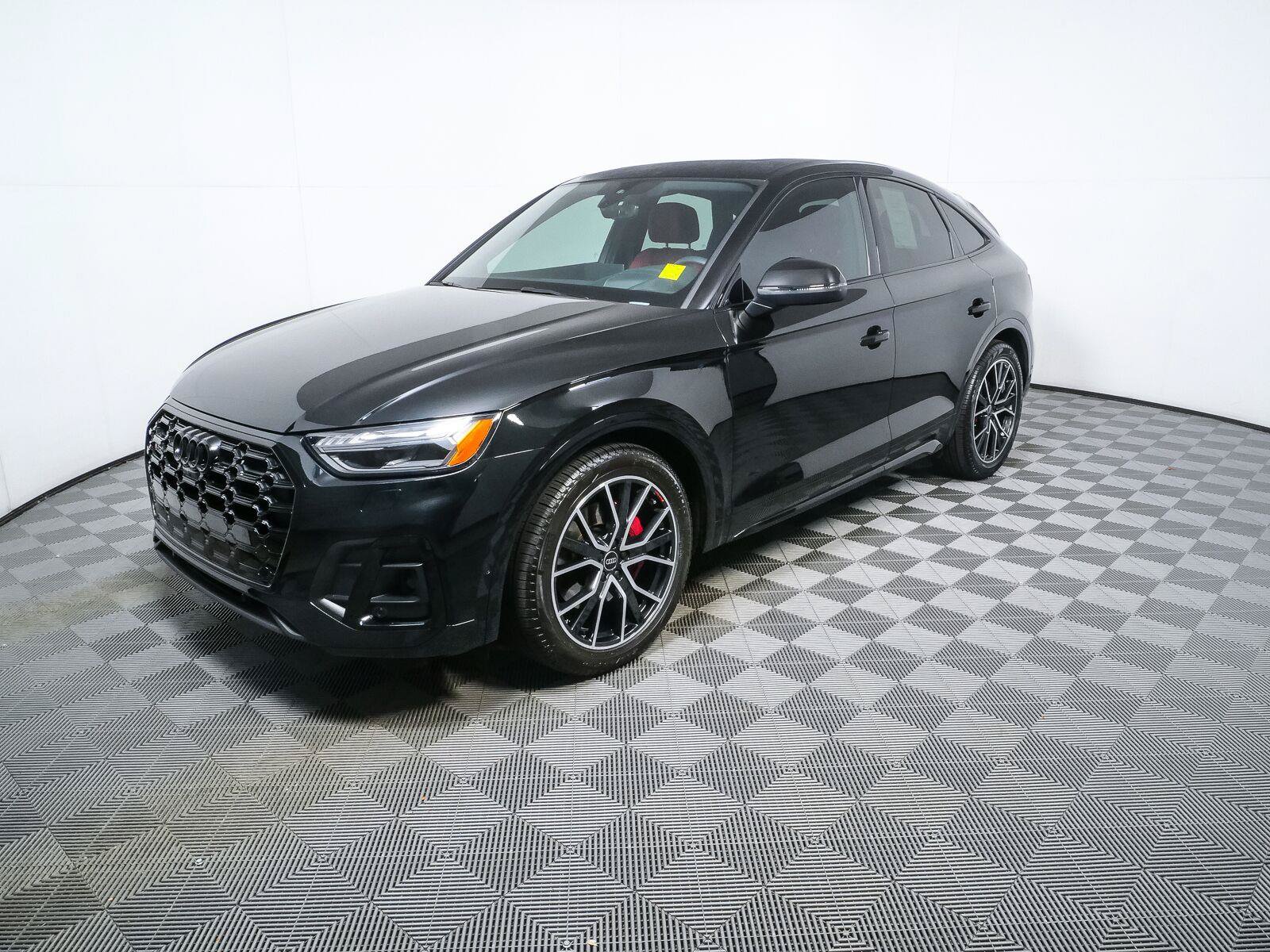 Used 2024 Audi SQ5 Prestige w/ Prestige Package AWD/4WD image 27