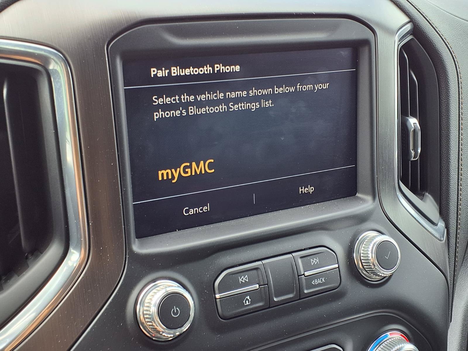 Used 2021 GMC Sierra 1500 AT4 w/ AT4 Premium Package AWD/4WD image 6