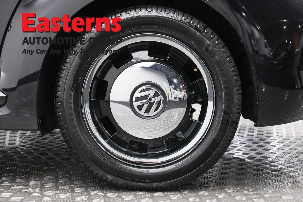 Used 2018 Volkswagen Beetle 2.0T S image 8