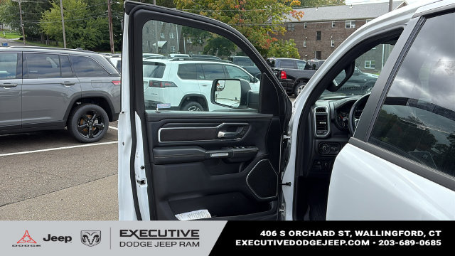 Used 2023 RAM 1500 Laramie AWD/4WD image 8