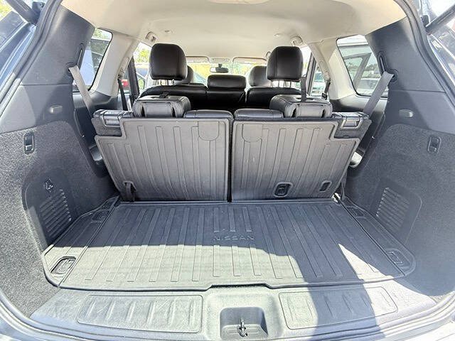 Used 2019 Nissan Pathfinder SL w/ Cargo Package AWD/4WD image 18