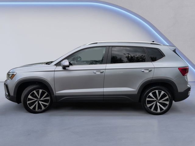 Used 2024 Volkswagen Taos SE FWD image 10