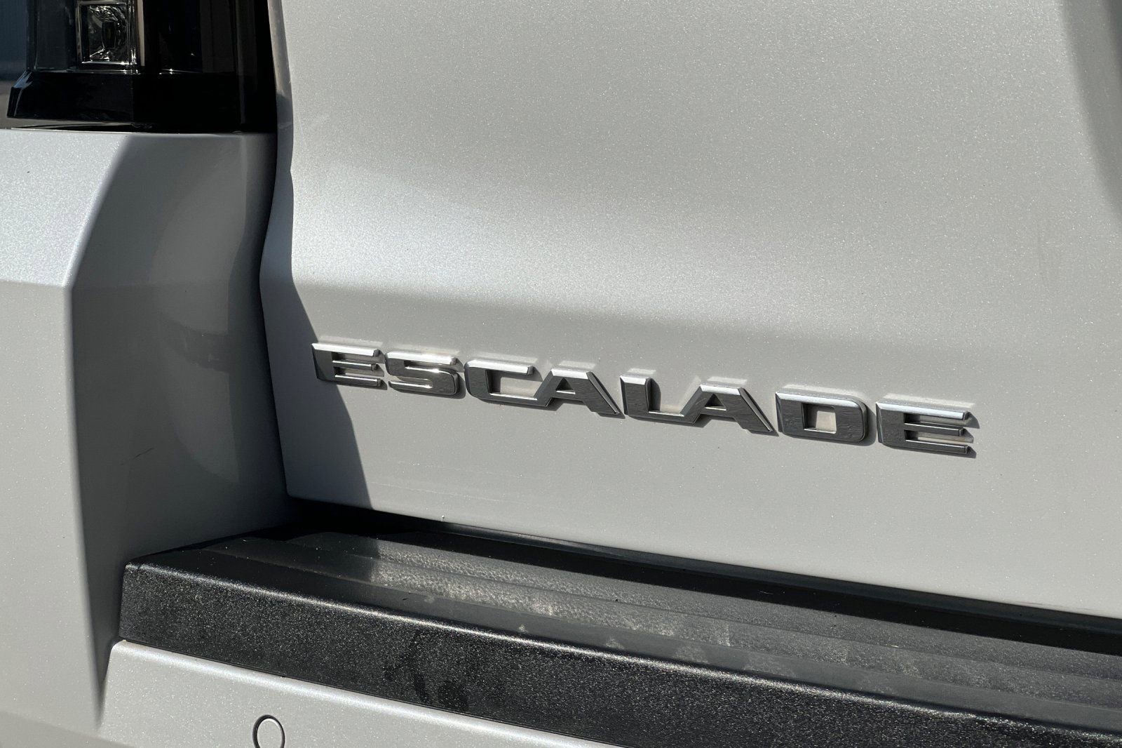 Used 2019 Cadillac Escalade ESV Platinum AWD/4WD image 29