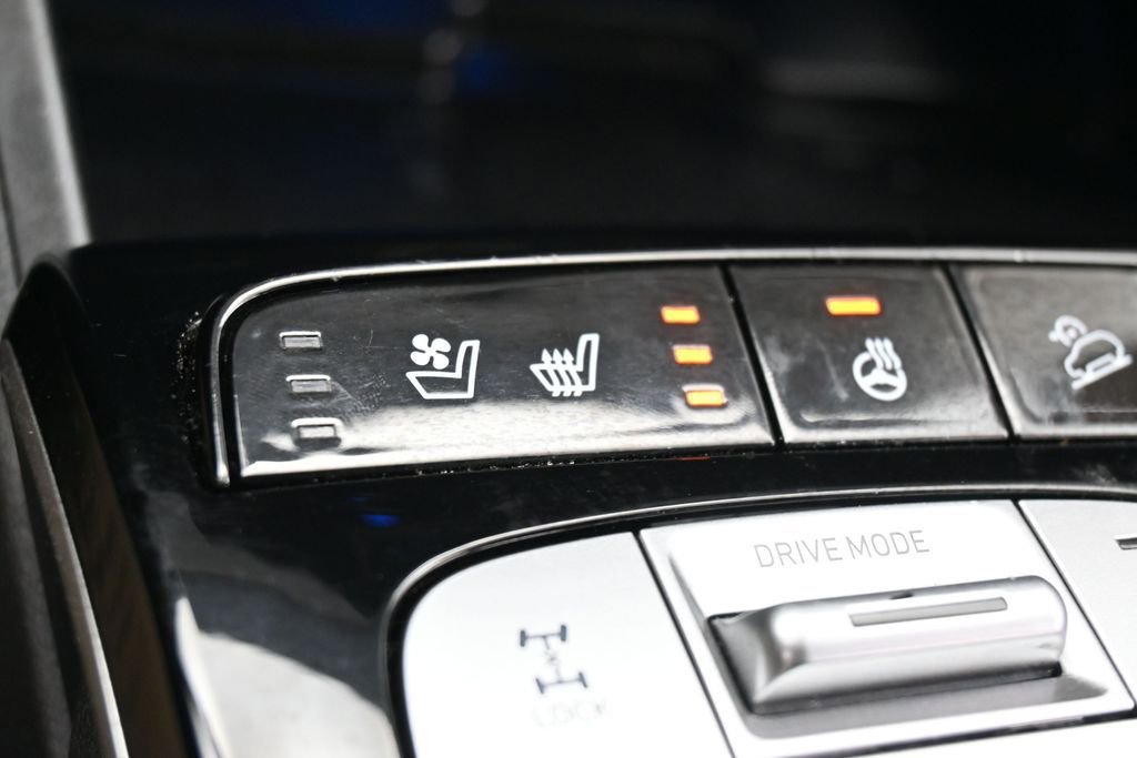 Used 2023 Hyundai Tucson Limited w/ Cargo Package AWD/4WD image 29
