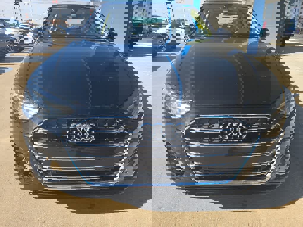 Used 2020 Audi A4 2.0T Premium w/ Convenience Package image 4