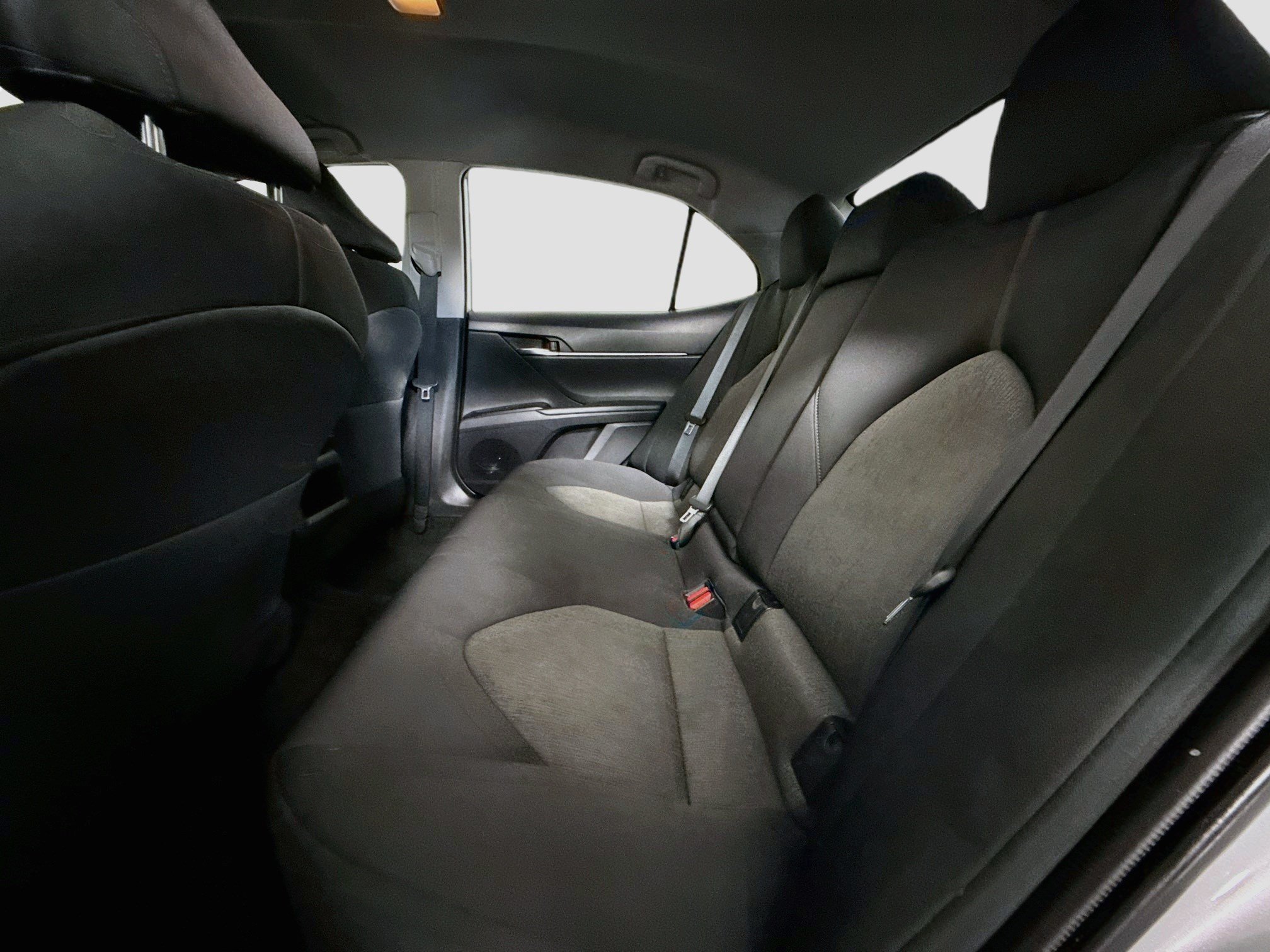 Used 2020 Toyota Camry LE FWD image 24