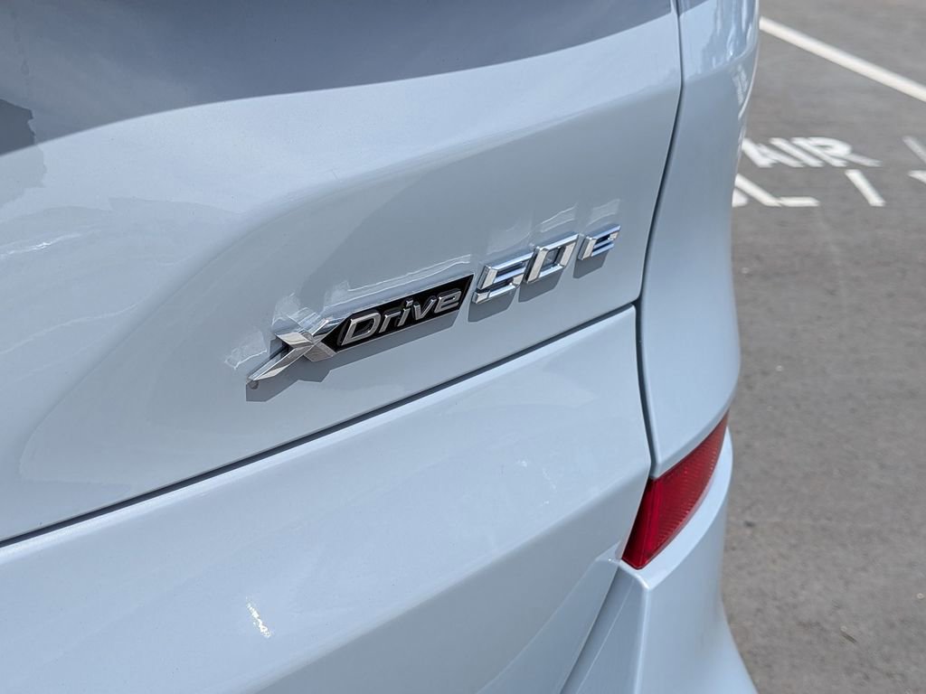 New 2026 BMW X5 xDrive50e image 34