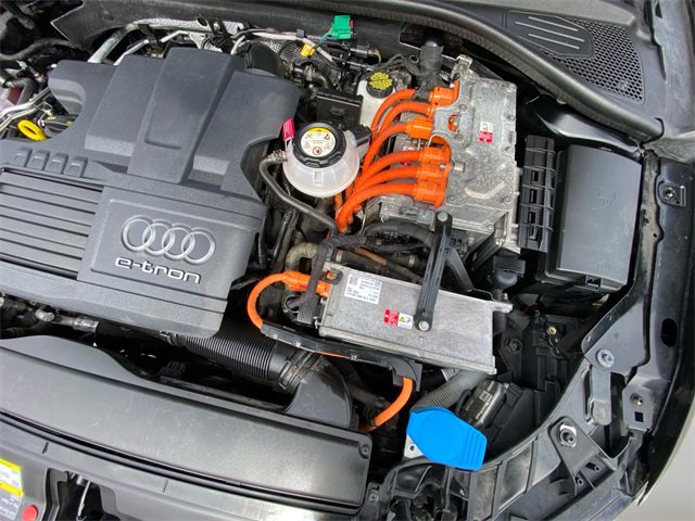 Used 2018 Audi A3 e-tron Premium Plus image 29