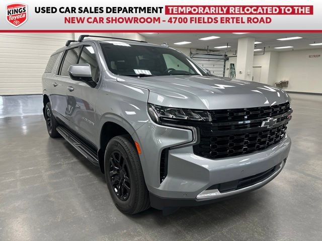 Used 2024 Chevrolet Suburban LS w/ Driver Alert Package AWD/4WD image 1