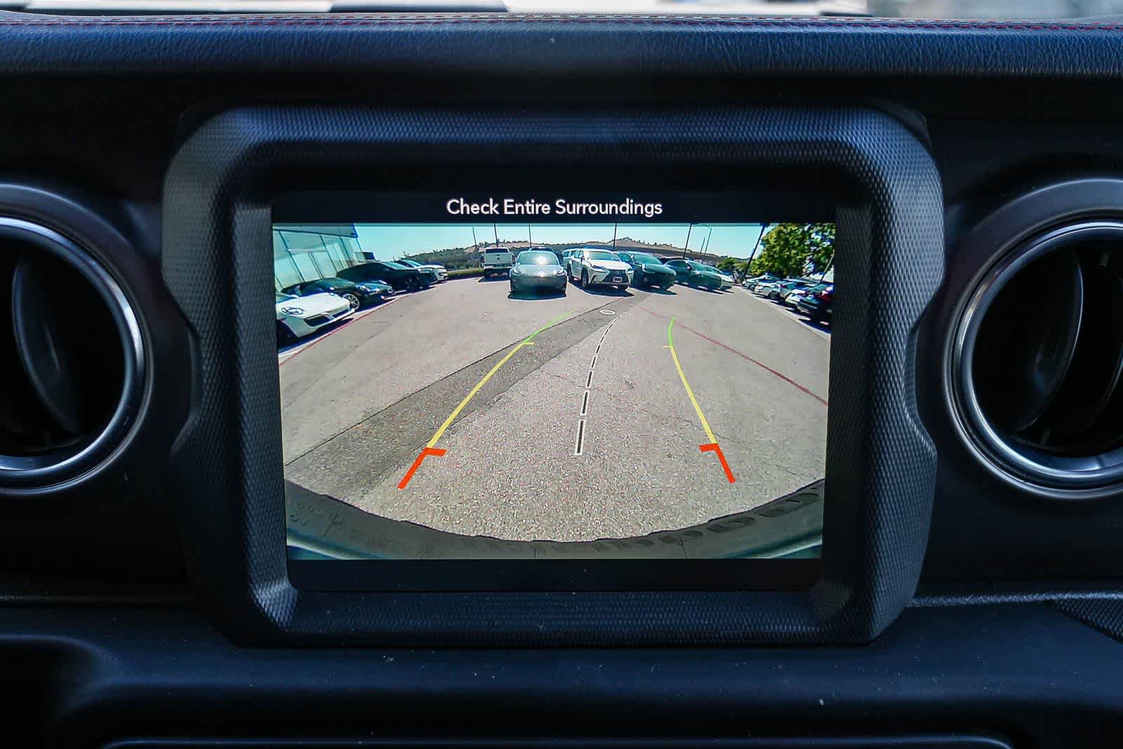 Used 2019 Jeep Wrangler Unlimited Rubicon AWD/4WD image 24