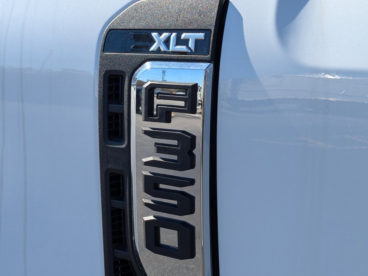 New 2025 Ford F350 XLT w/ FX4 Off-Road Package image 11