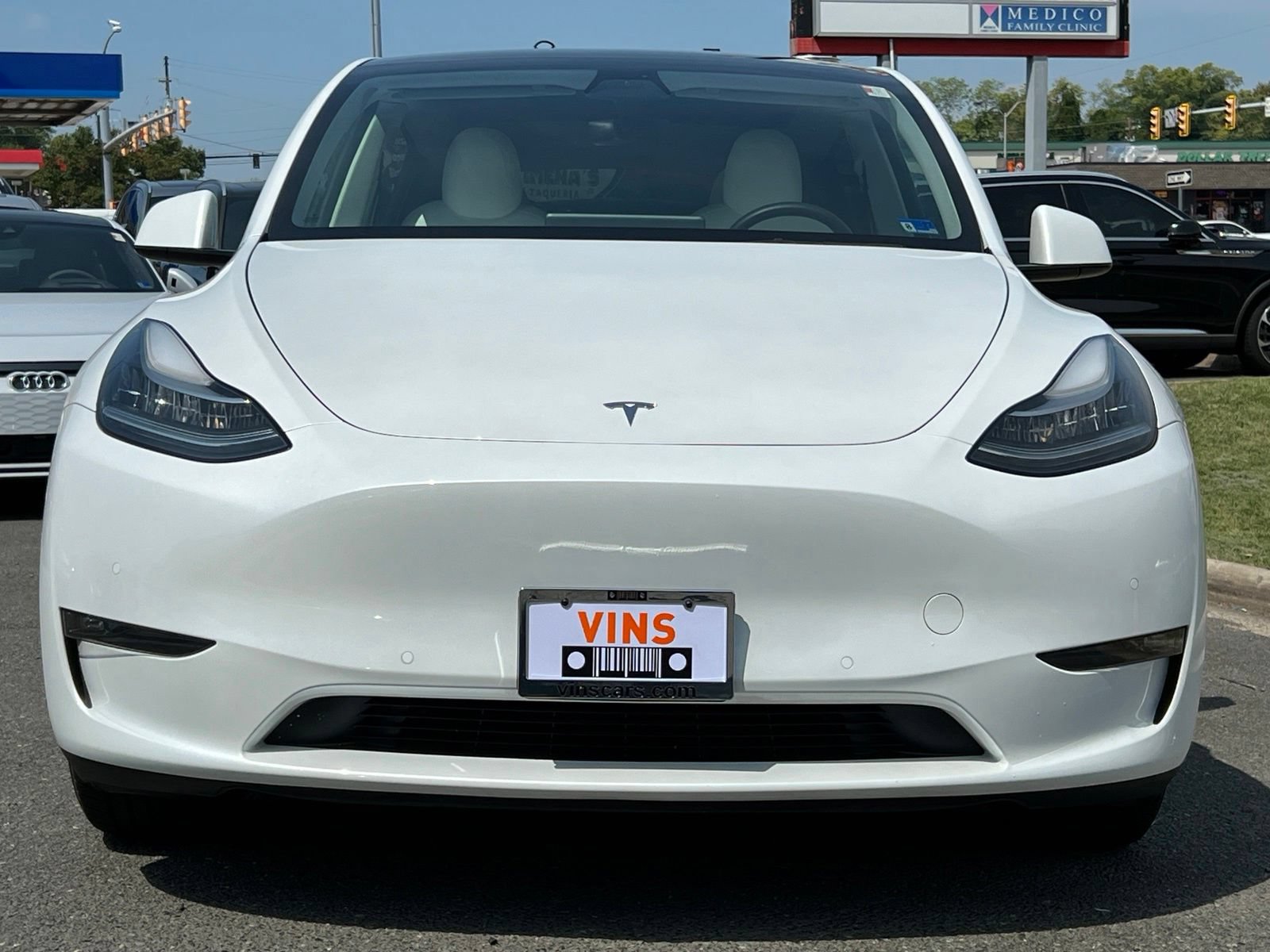 Used 2022 Tesla Model Y Long Range AWD/4WD image 19