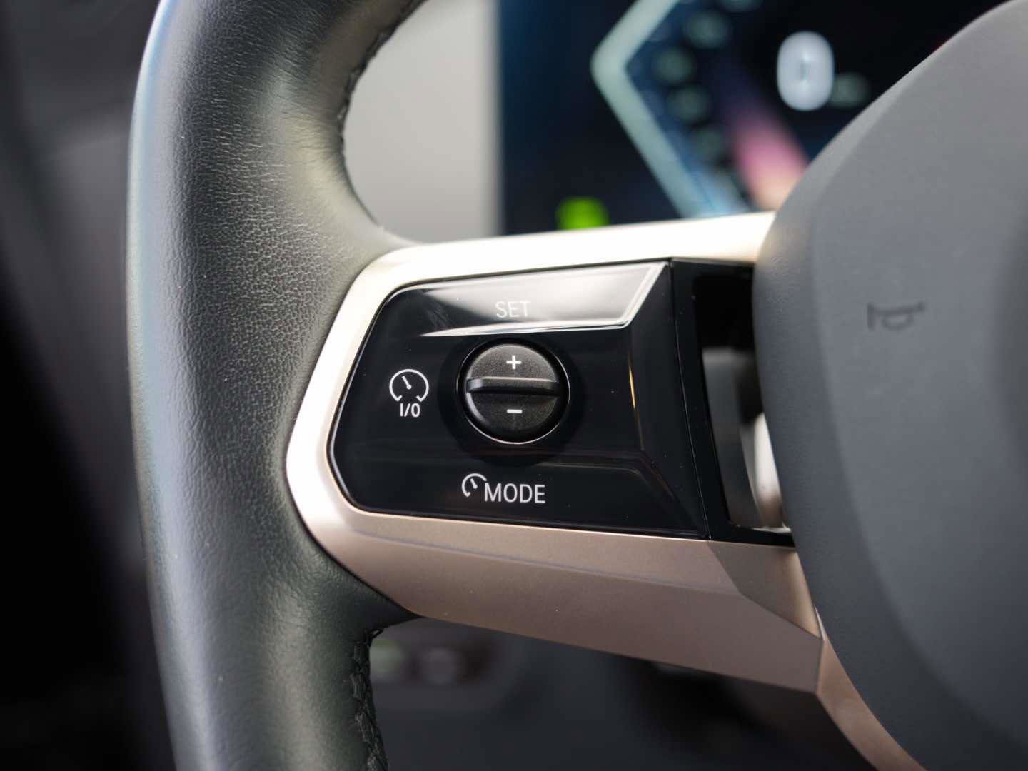 Used 2025 BMW iX xDrive50 w/ Convenience Package image 17