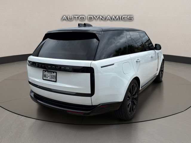 Used 2025 Land Rover Range Rover SE AWD/4WD image 4