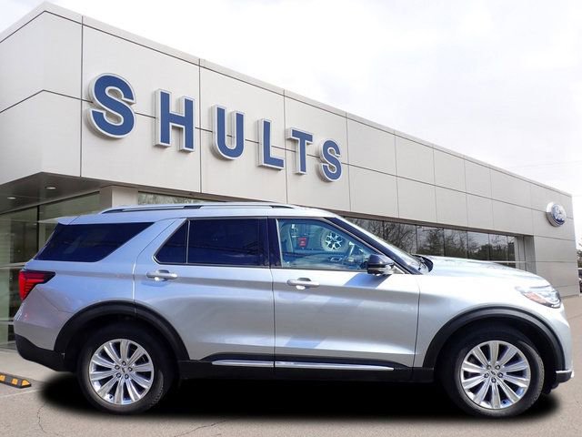 Certified 2025 Ford Explorer Platinum w/ LUX Leather Package image 4