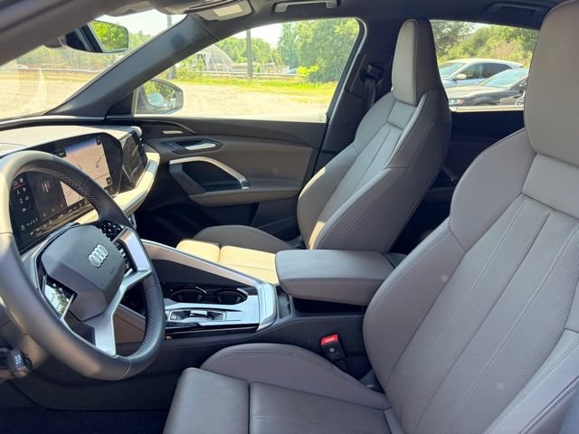 Certified 2025 Audi Q5 Premium w/ Premium Plus AWD/4WD image 7