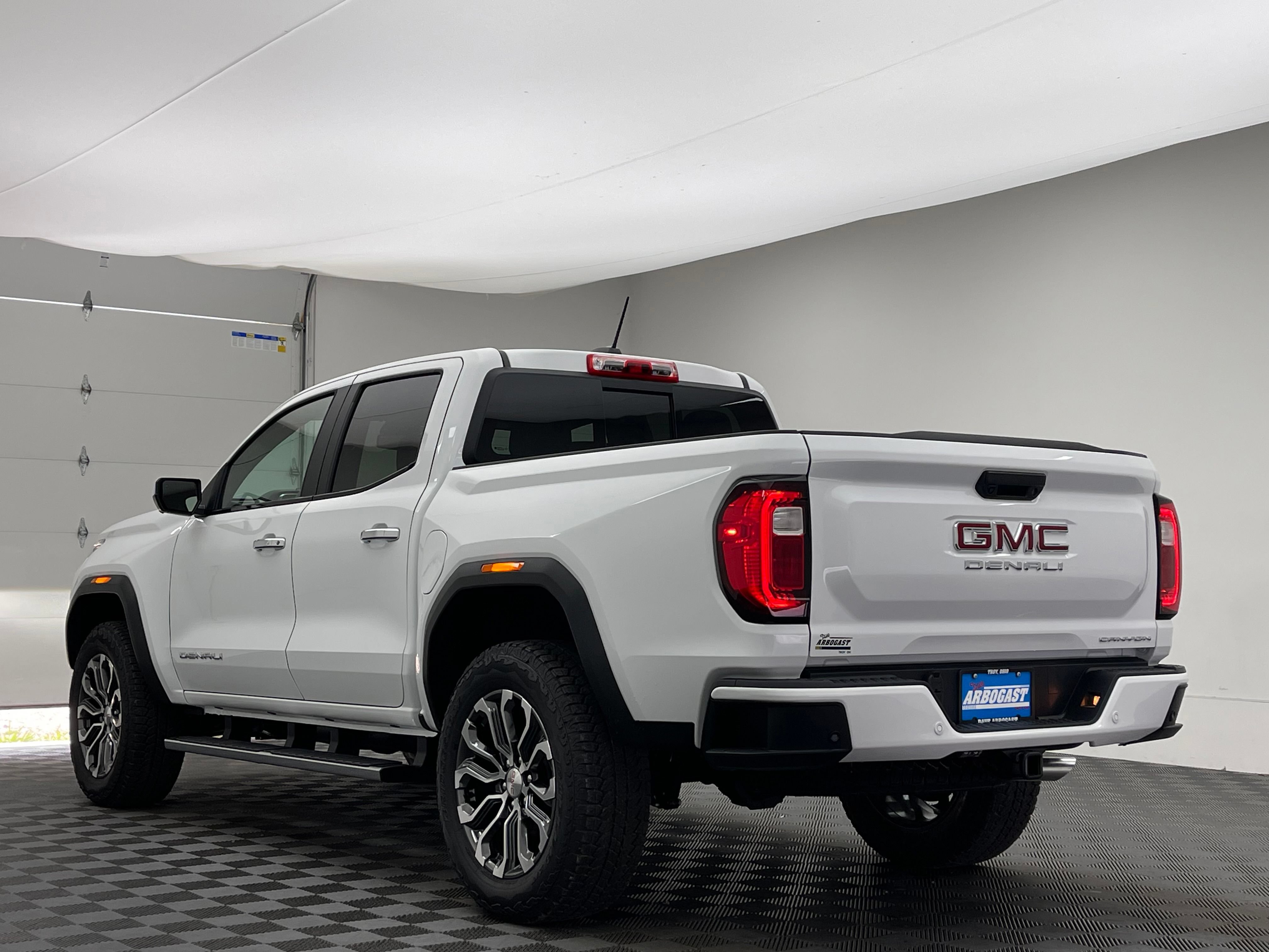New 2026 GMC Canyon Denali AWD/4WD image 11