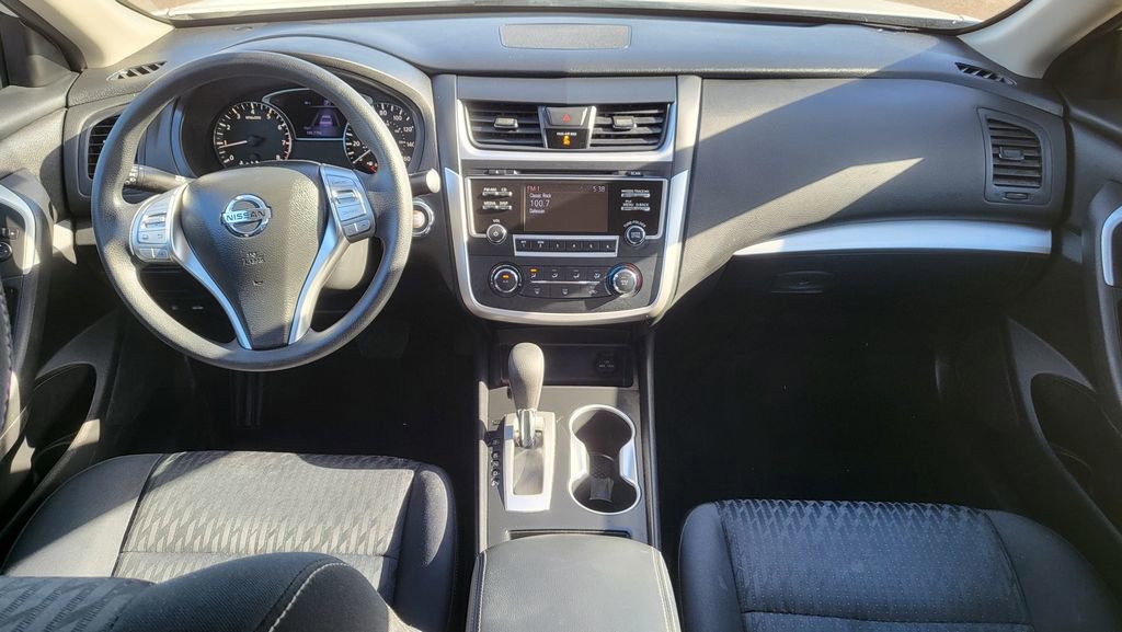 Used 2017 Nissan Altima 2.5 S w/ Power Driver Seat Package FWD image 25