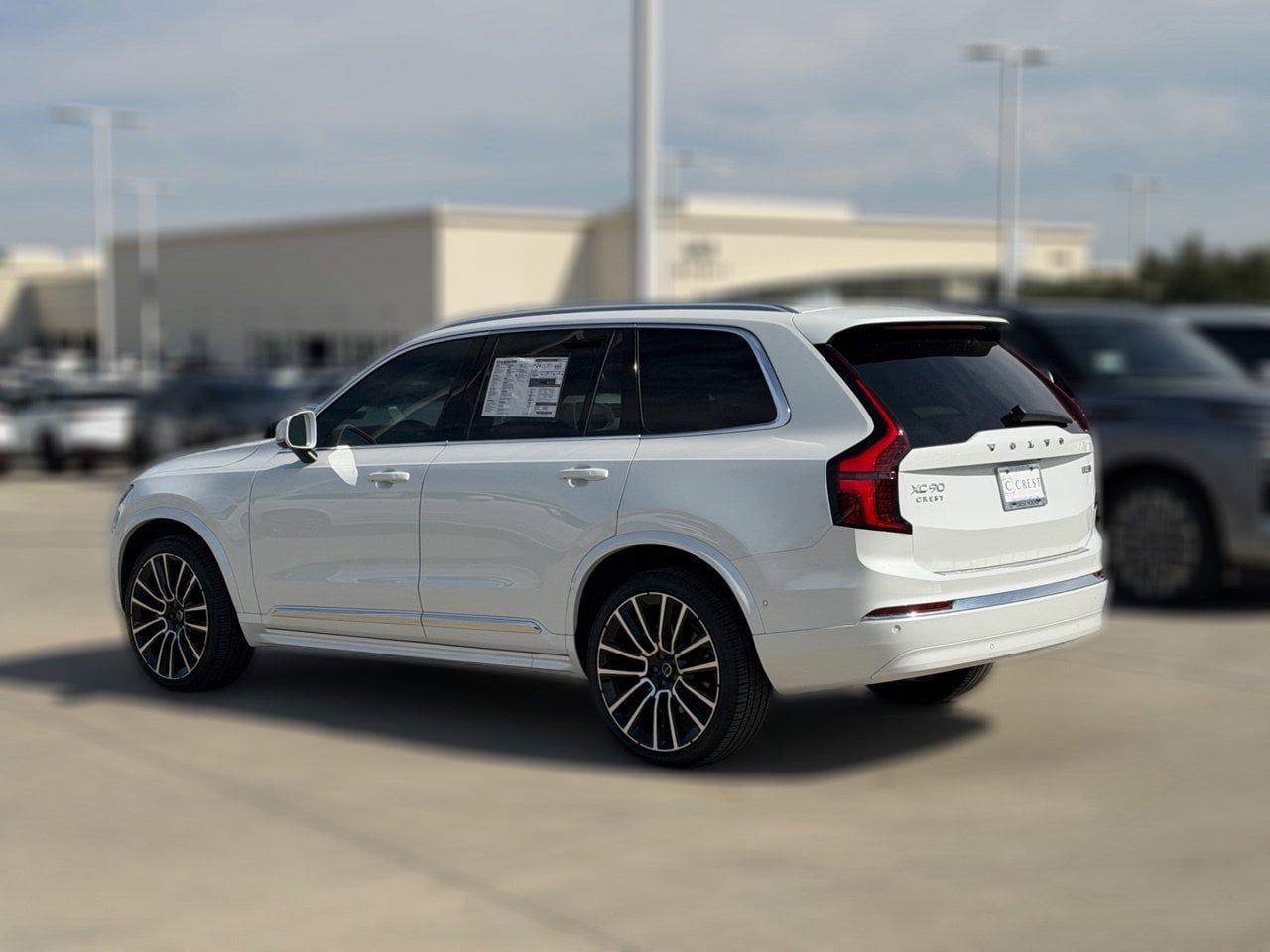 New 2026 Volvo XC90 B5 Plus w/ Protection Package Premier AWD/4WD image 6