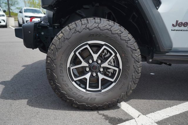 New 2024 Jeep Wrangler Unlimited Rubicon w/ Capability Package AWD/4WD image 9