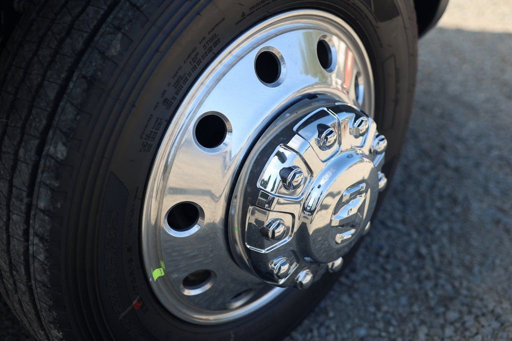 New 2024 RAM 5500 Tradesman image 17