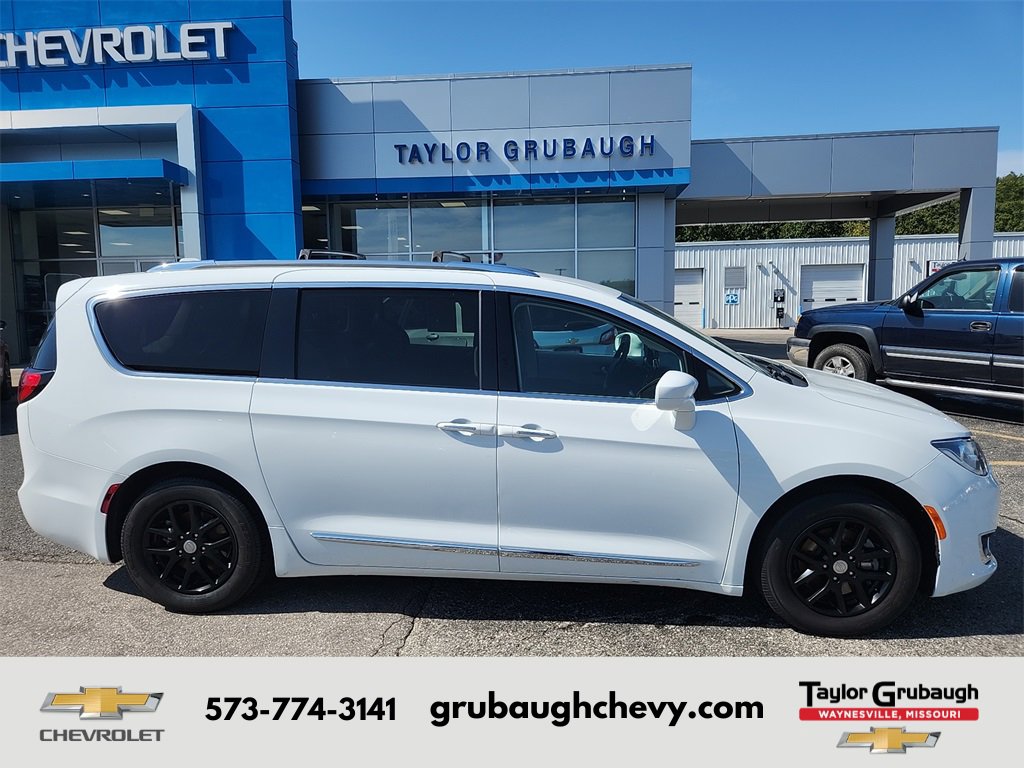 Used 2020 Chrysler Pacifica Touring-L