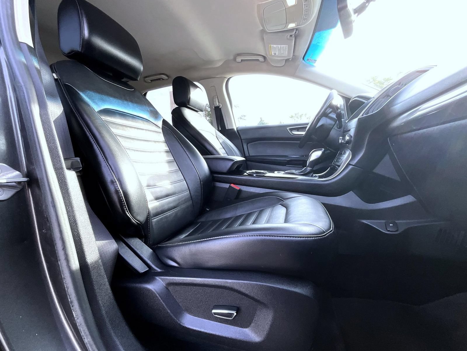 Used 2016 Ford Edge SEL w/ Equipment Group 201A AWD/4WD image 17
