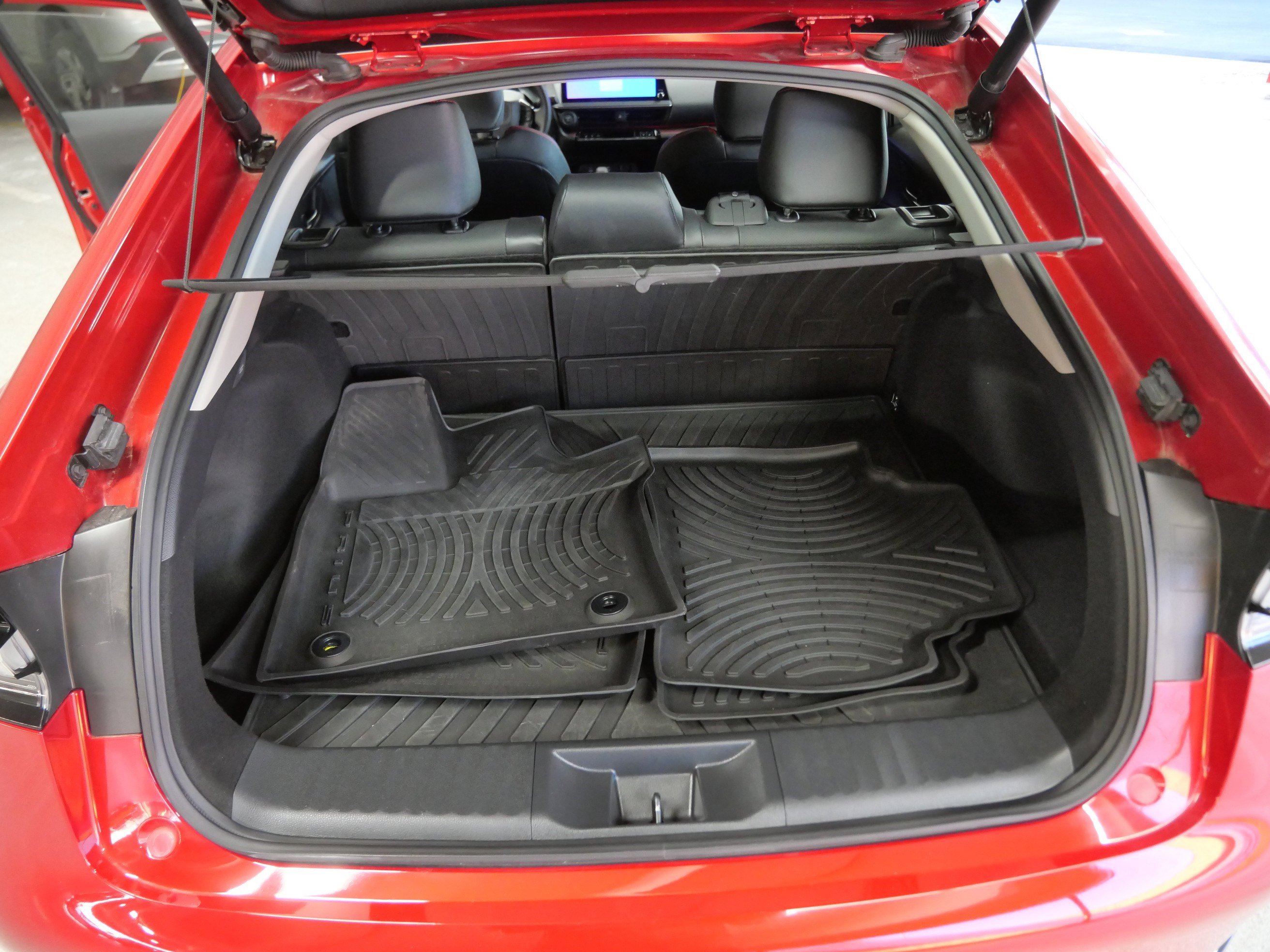 Used 2024 Toyota Prius Prime Premium image 19