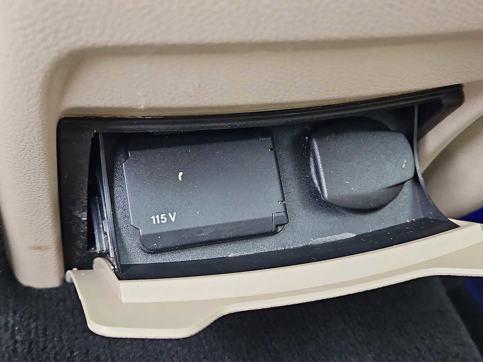 Used 2021 Mercedes-Benz GLC 300 4MATIC image 22