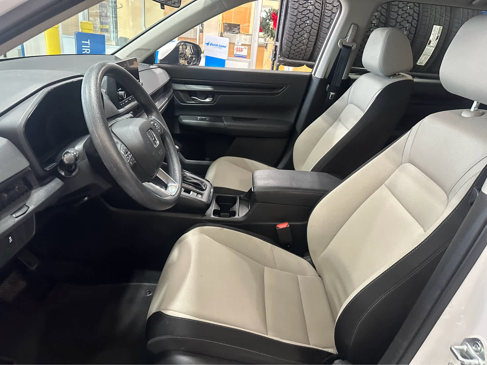 Used 2023 Honda CR-V EX image 19