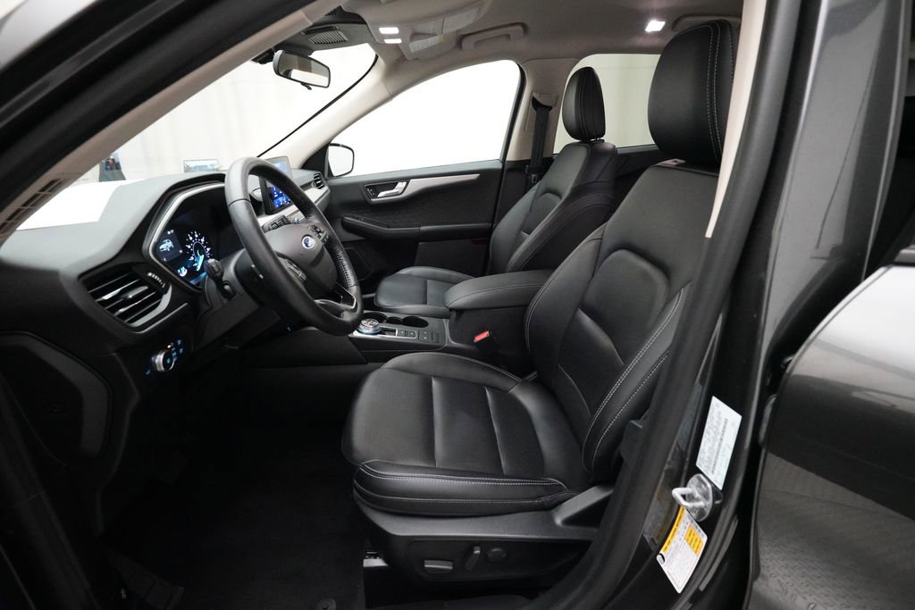 Used 2020 Ford Escape SEL image 7