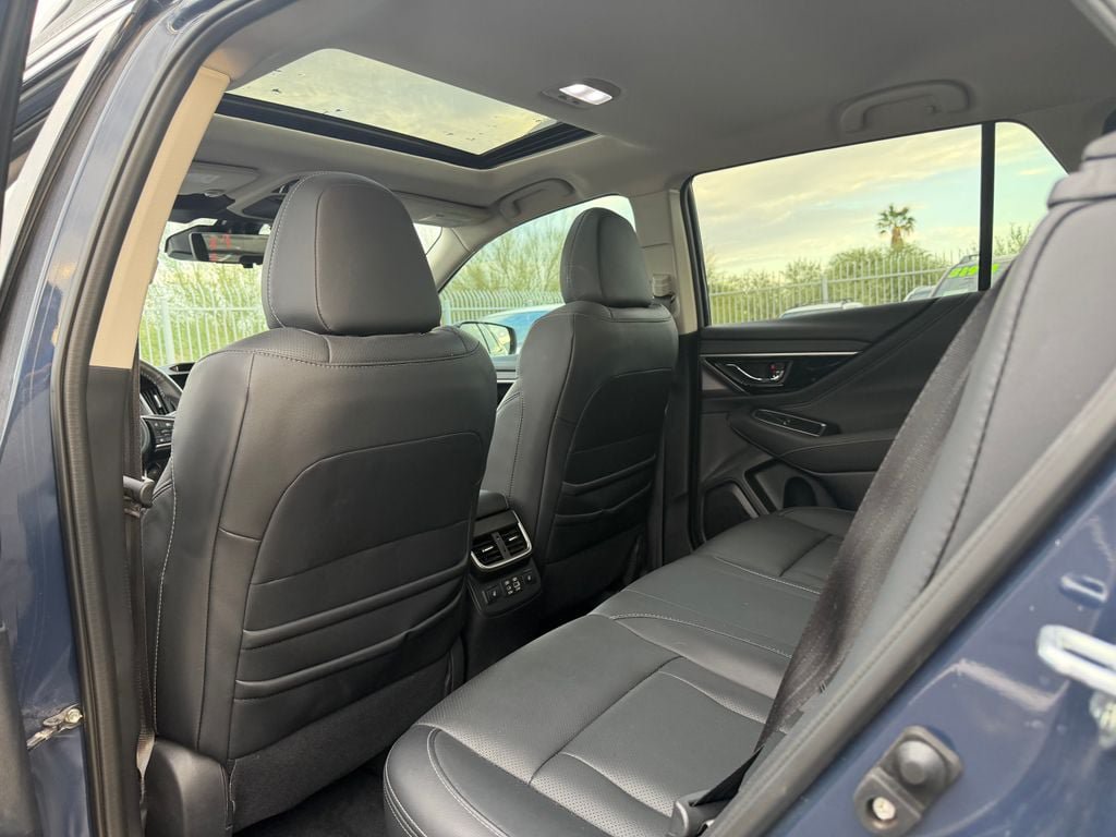 Used 2024 Subaru Outback Touring AWD/4WD image 6