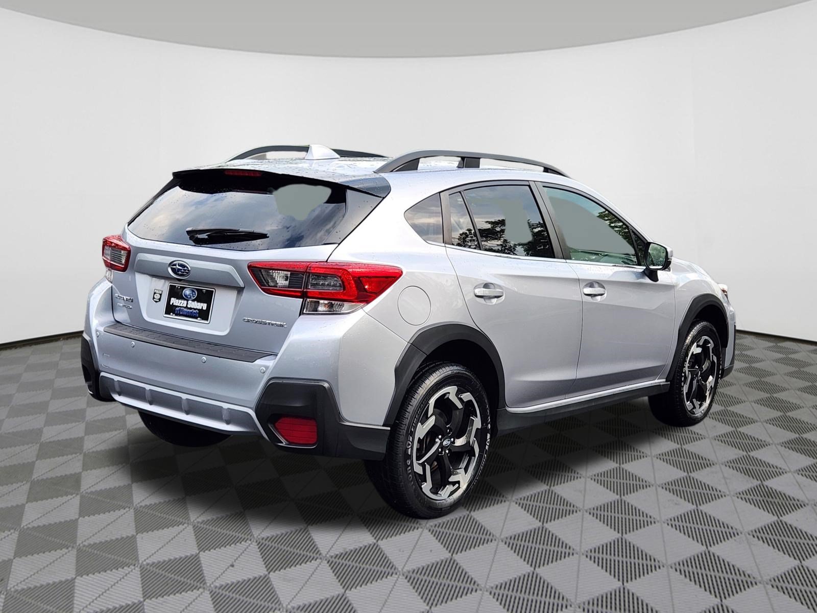 Used 2022 Subaru Crosstrek 2.5i Limited w/ Moonroof Package 1 AWD/4WD image 4