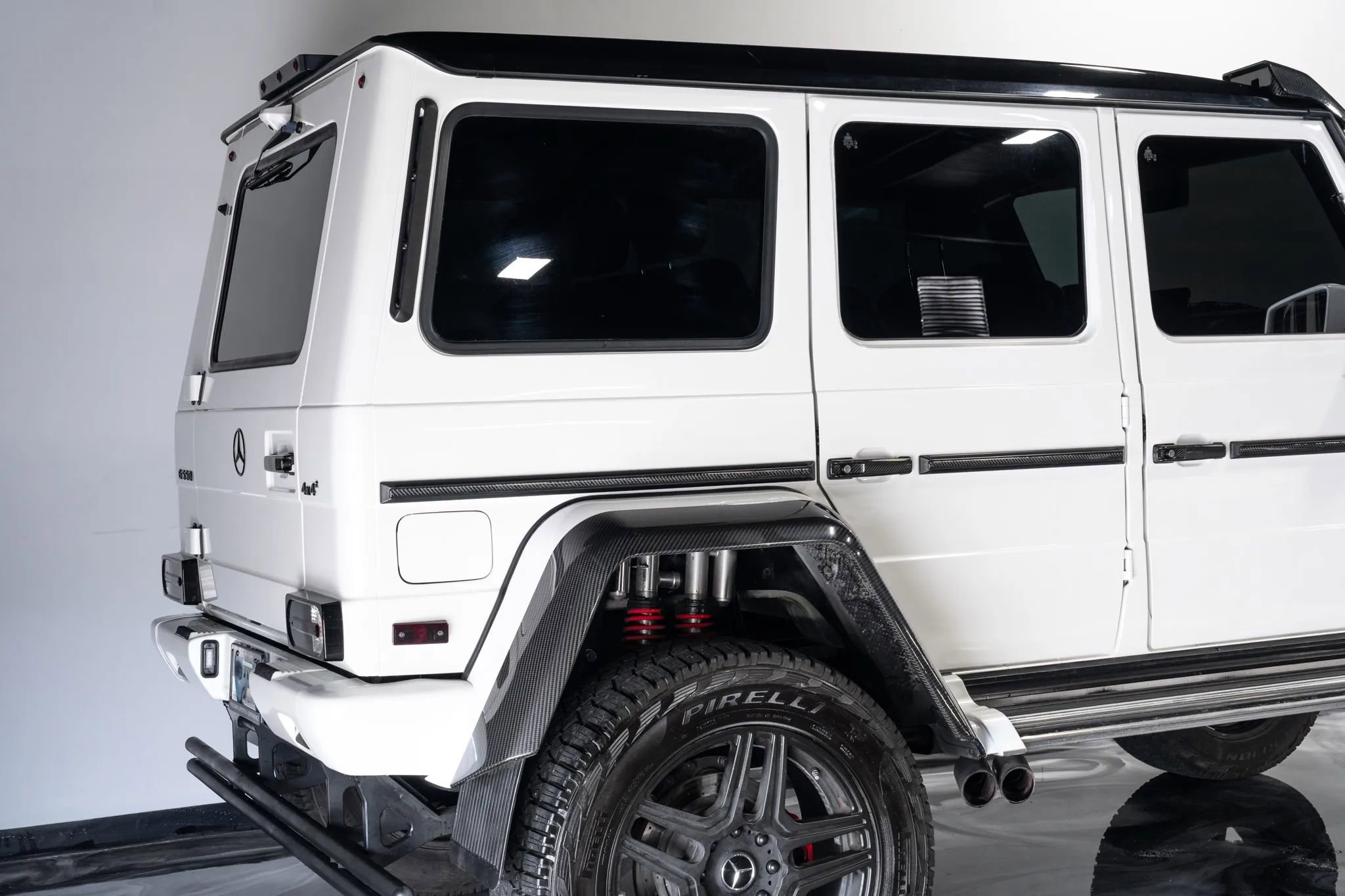 Used 2017 Mercedes-Benz G 550 Squared image 9