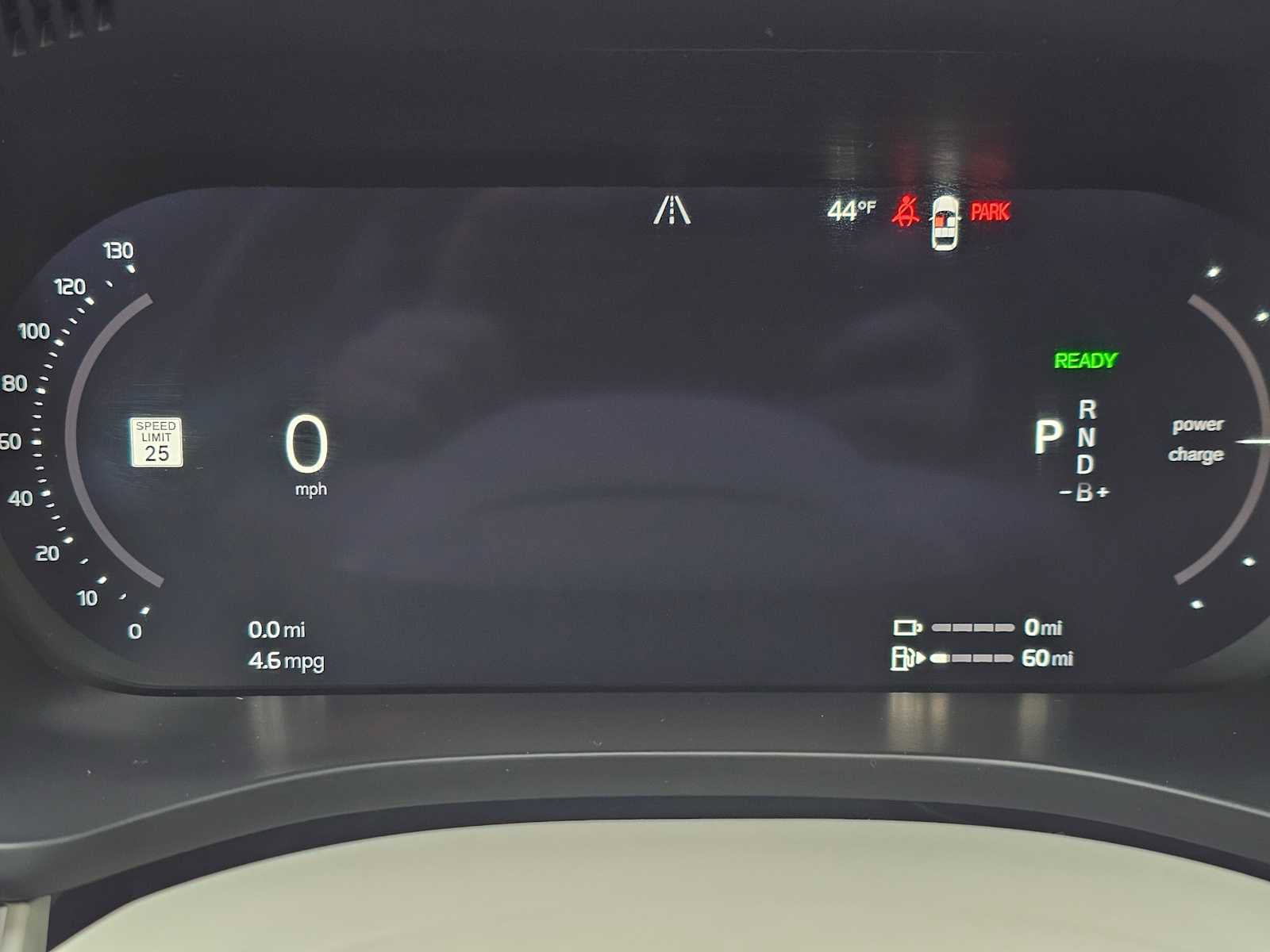 Certified 2023 Volvo XC60 T8 Ultimate w/ Climate Package image 29