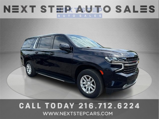 Used 2022 Chevrolet Suburban LT w/ Luxury Package