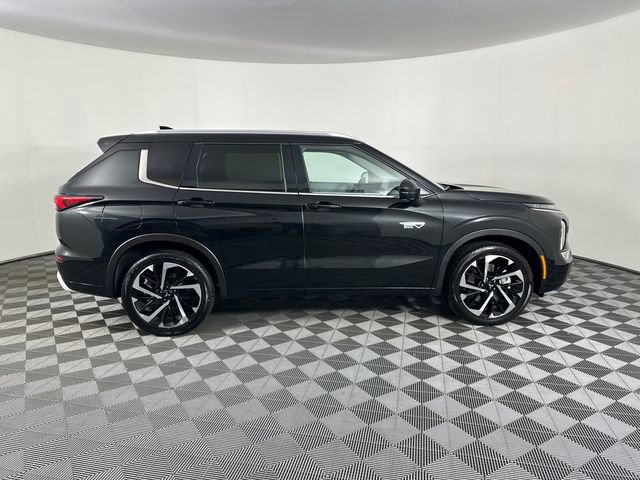 Used 2025 Mitsubishi Outlander 4WD Plug-In Hybrid image 11