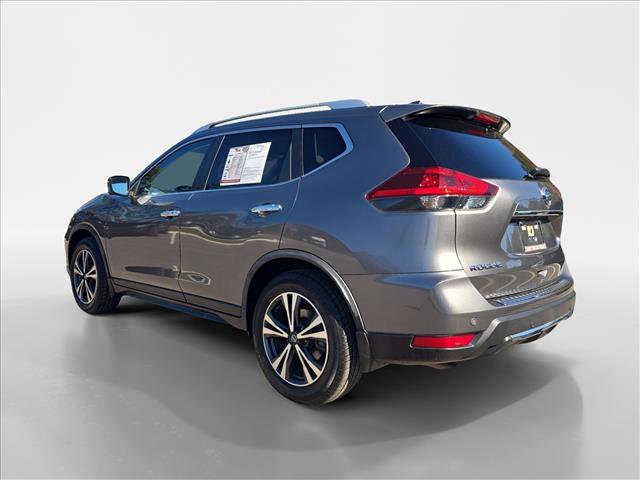 Used 2020 Nissan Rogue SV w/ Premium Package image 3