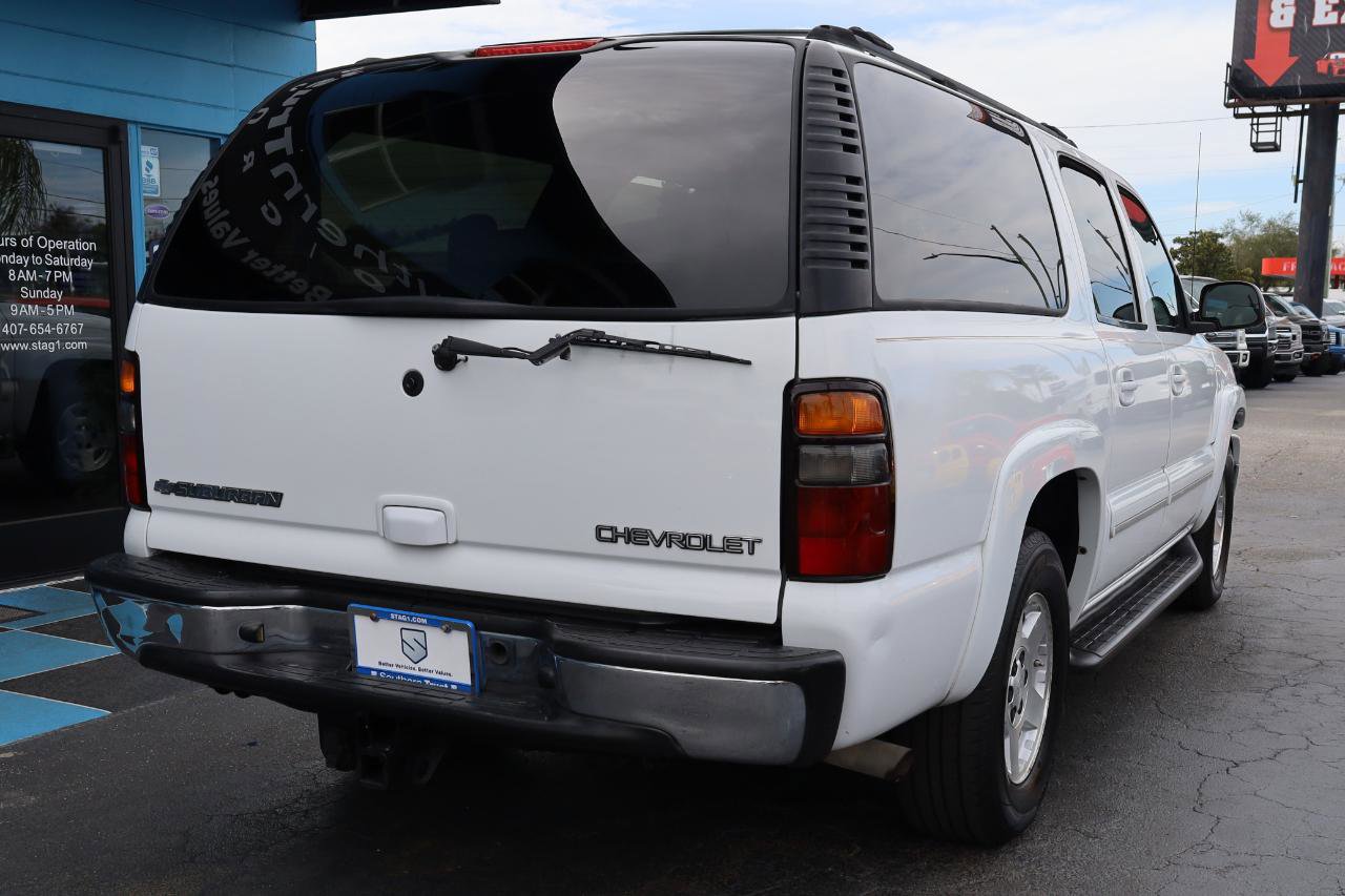 Used 2004 Chevrolet Suburban LT w/ Preferred Equipment Group image 4