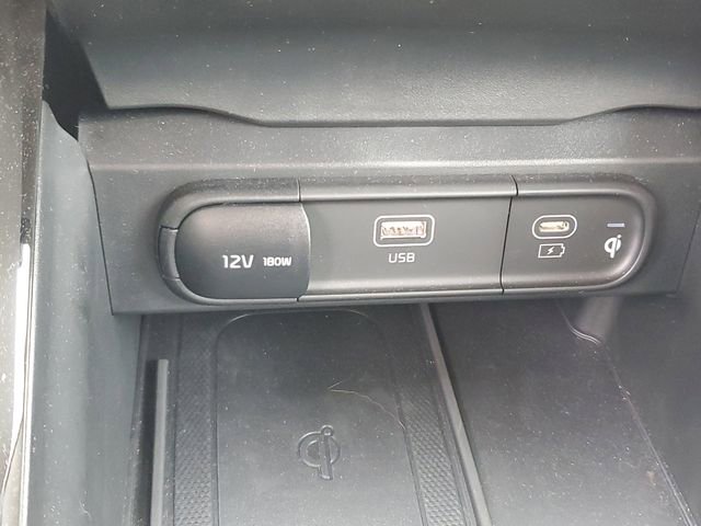 Used 2024 Kia Telluride S image 30