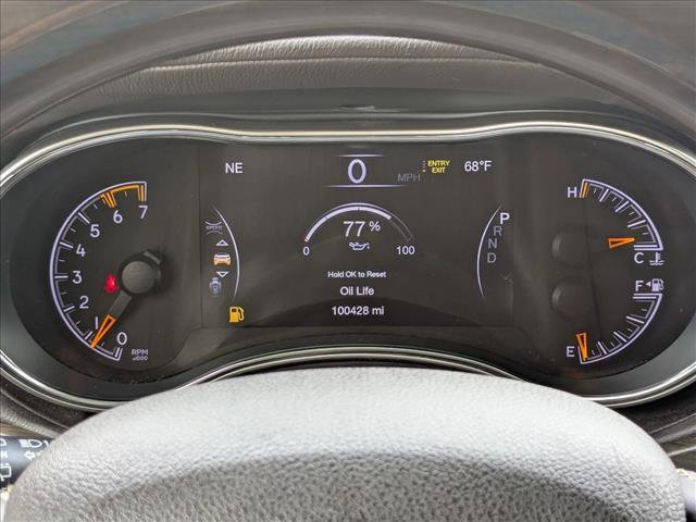 Used 2017 Jeep Grand Cherokee Overland w/ Jeep Active Safety Group AWD/4WD image 11