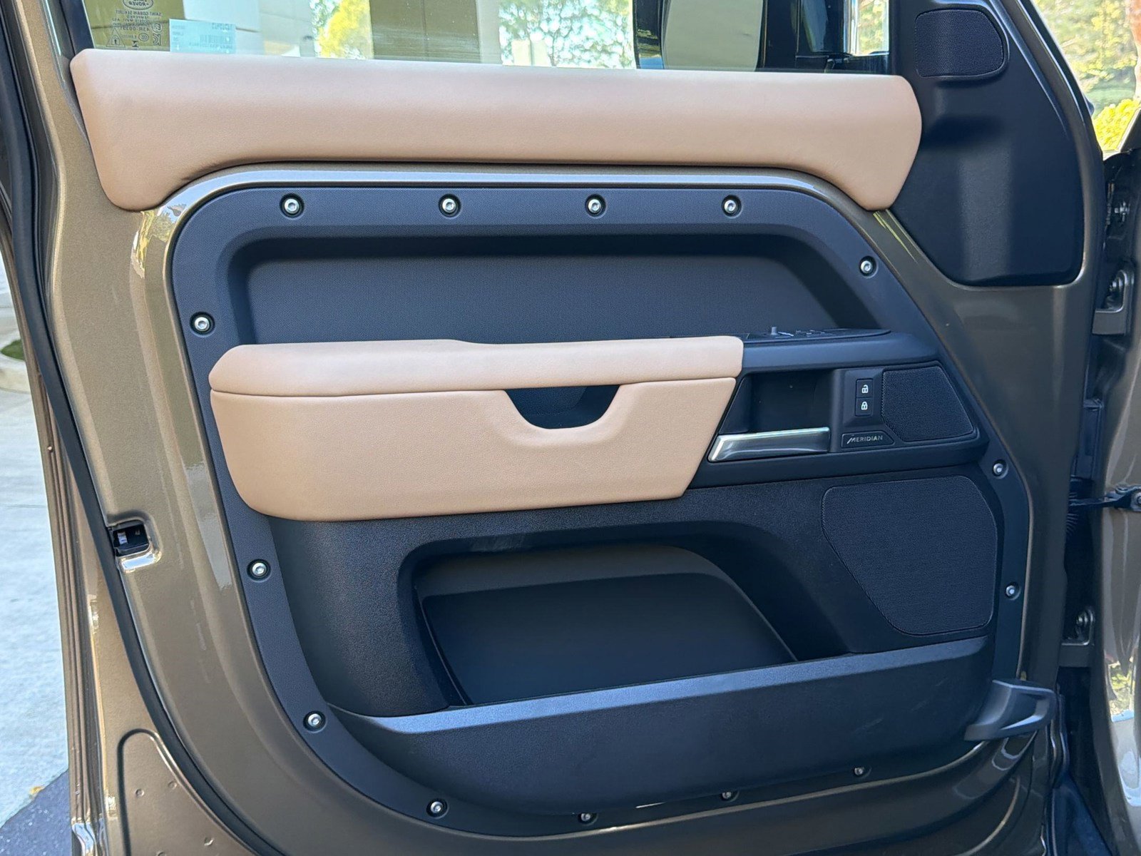 New 2026 Land Rover Defender 110 S image 13