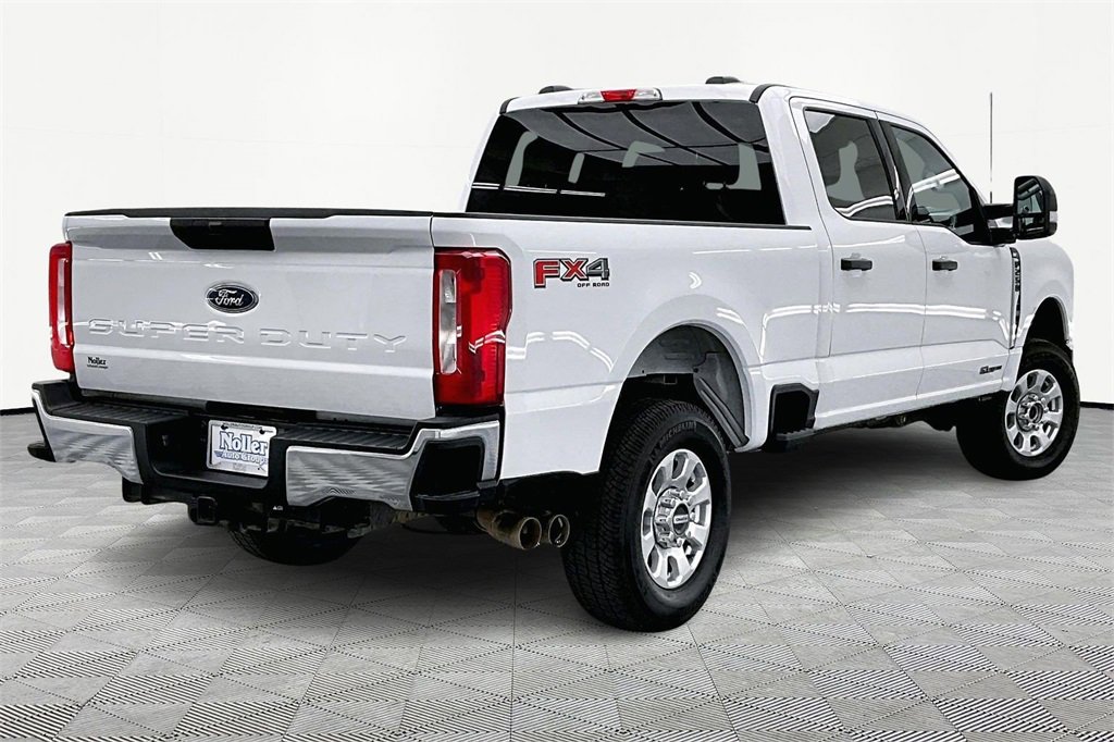 Used 2024 Ford F250 XLT w/ FX4 Off-Road Package image 2