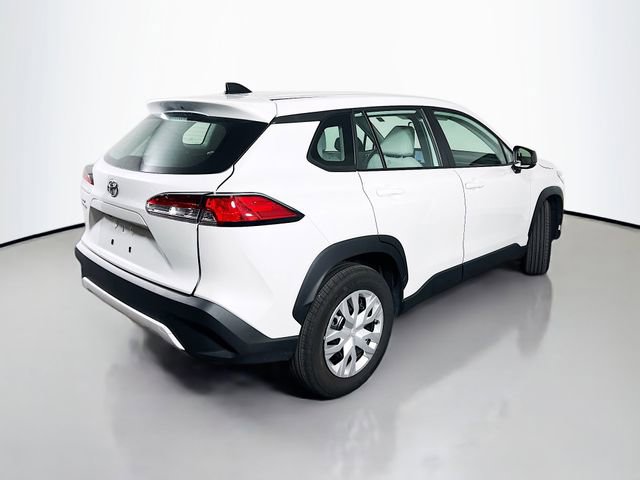 Used 2025 Toyota Corolla Cross L image 7